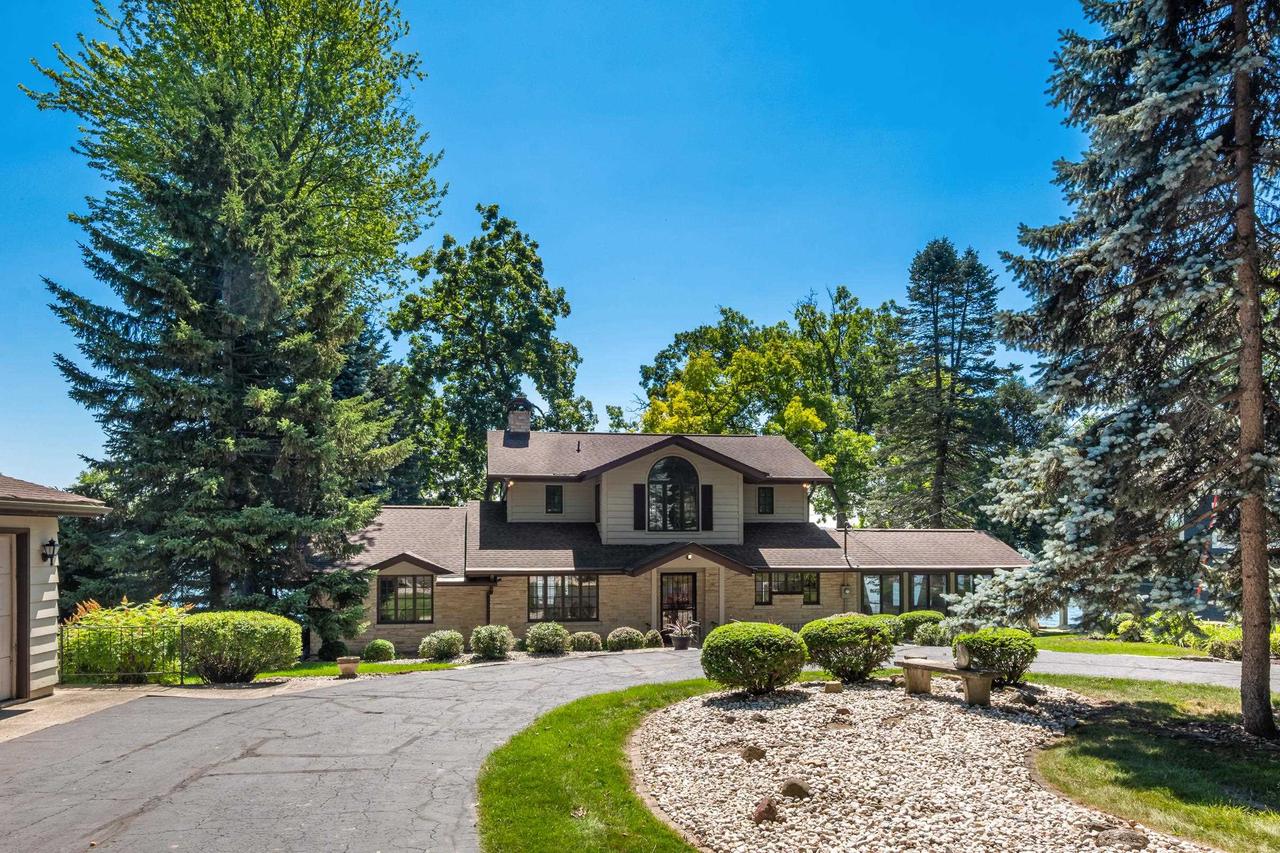 352 Forest Avenue
