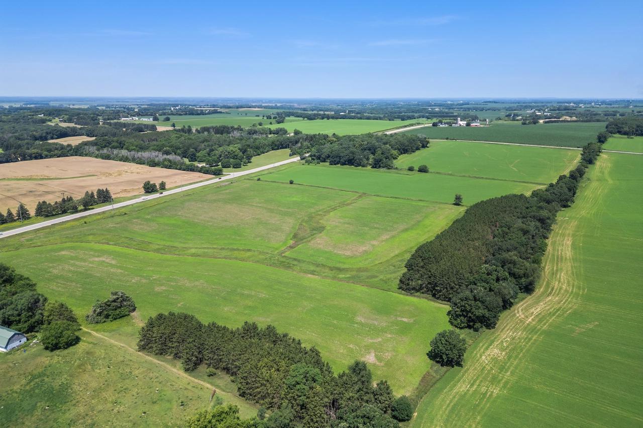 28 Acres Hwy 49