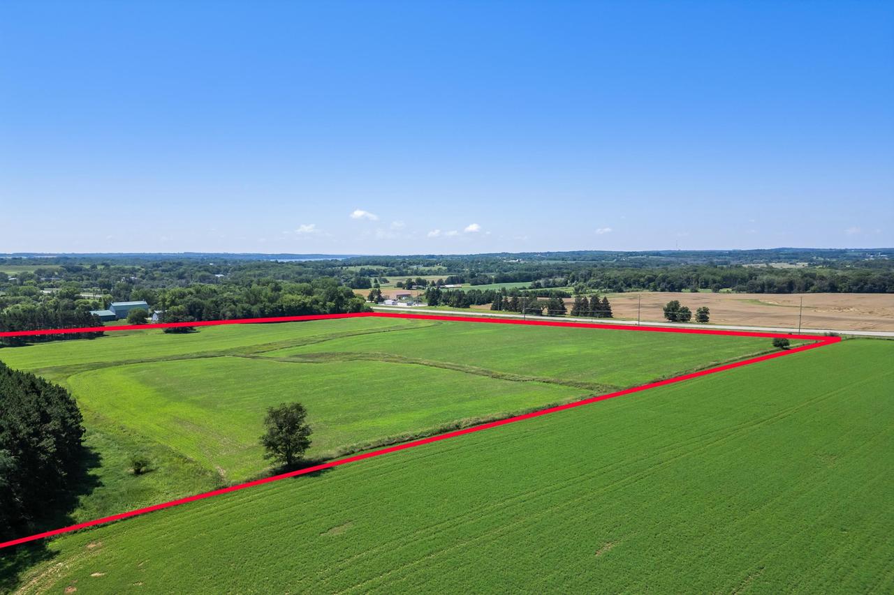 28 Acres Hwy 49