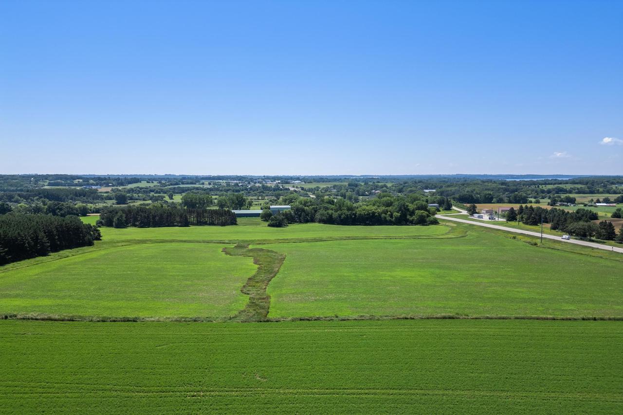 28 Acres Hwy 49
