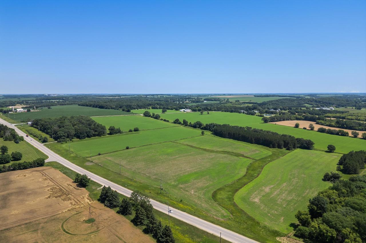 28 Acres Hwy 49