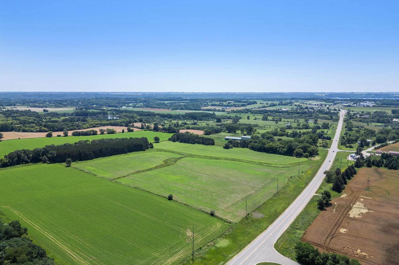 28 Acres Hwy 49