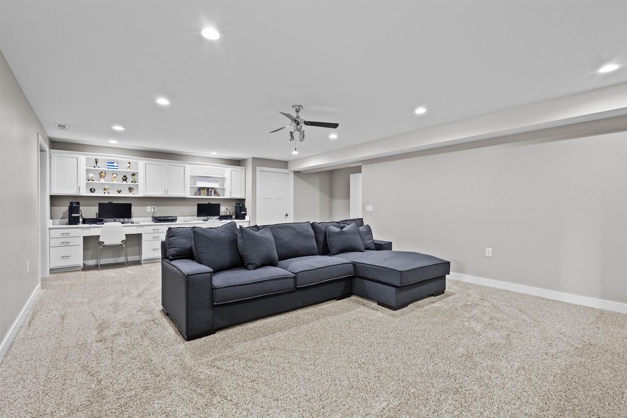 731 Chester Court 15