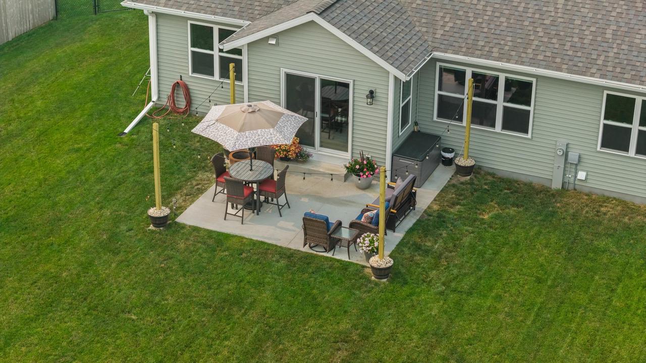 409 Village Lane
