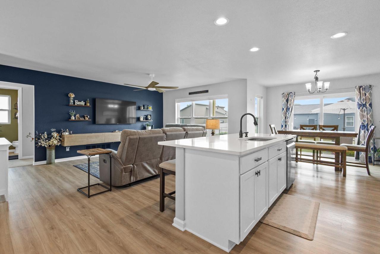 409 Village Lane