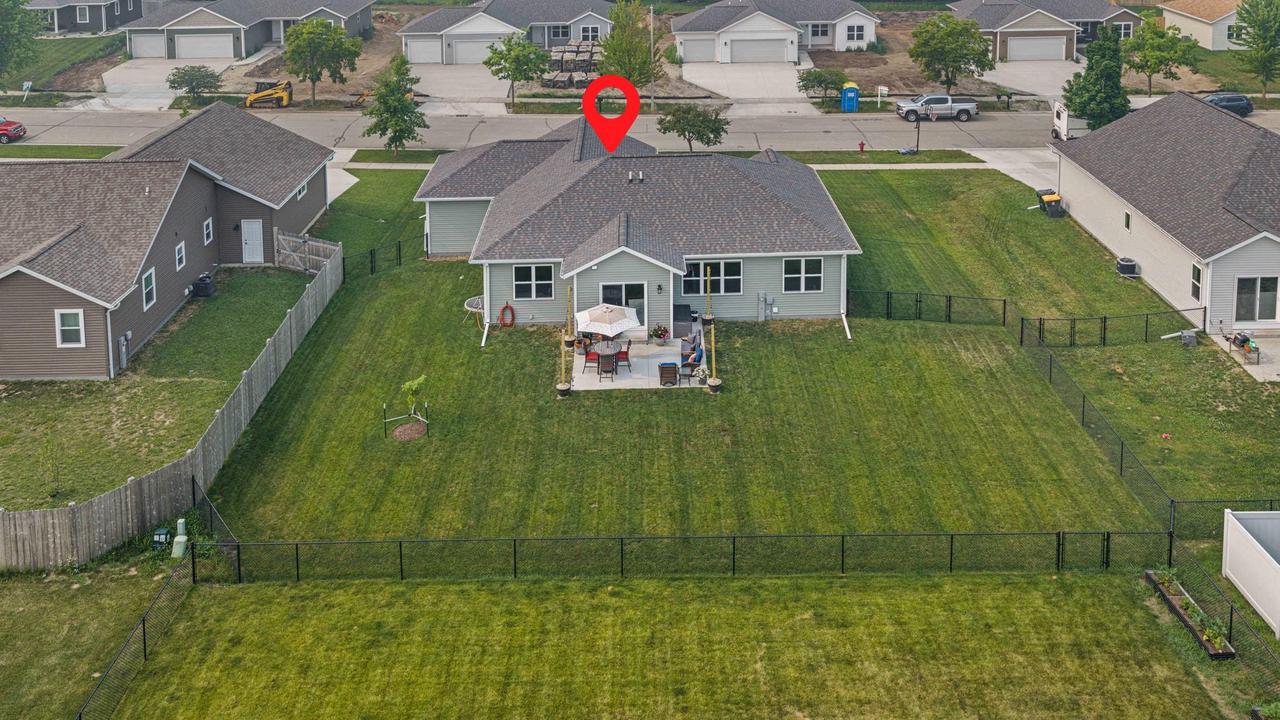 409 Village Lane