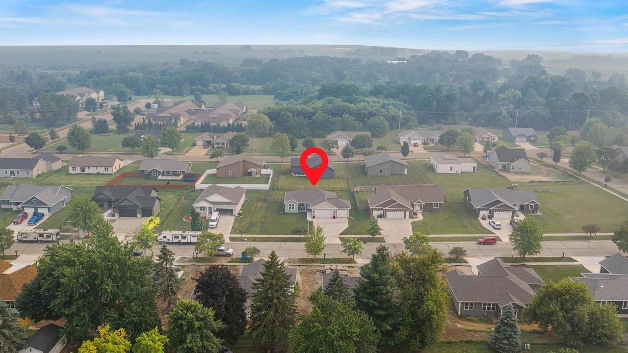 409 Village Lane