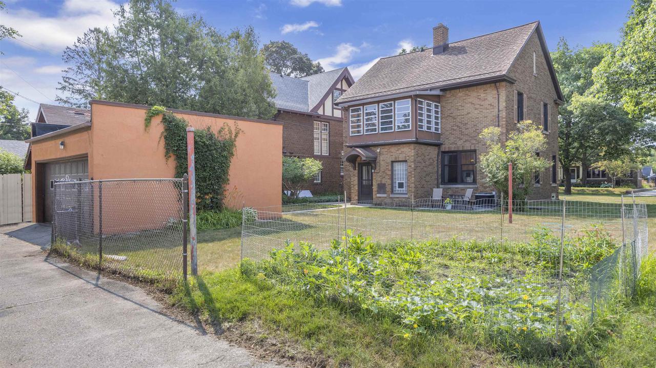 416 Lincoln Avenue