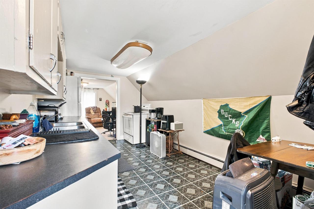 322 W Water Street