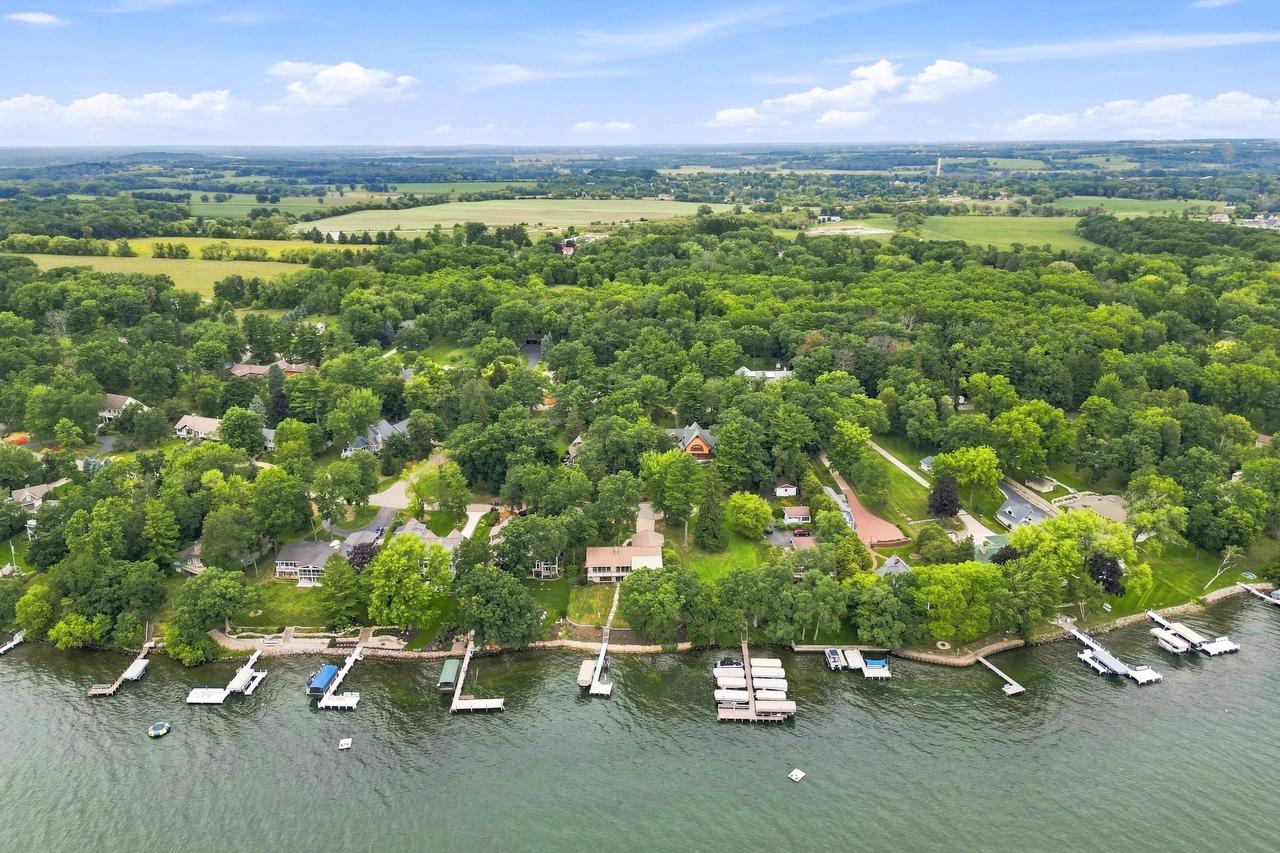 L32 Camelot Trace