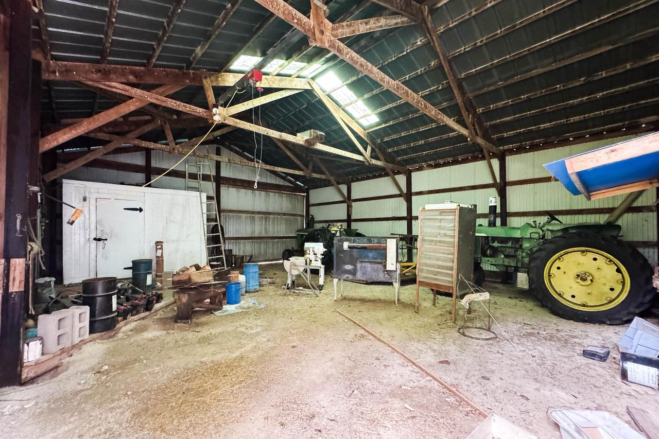 1454 Koro Road