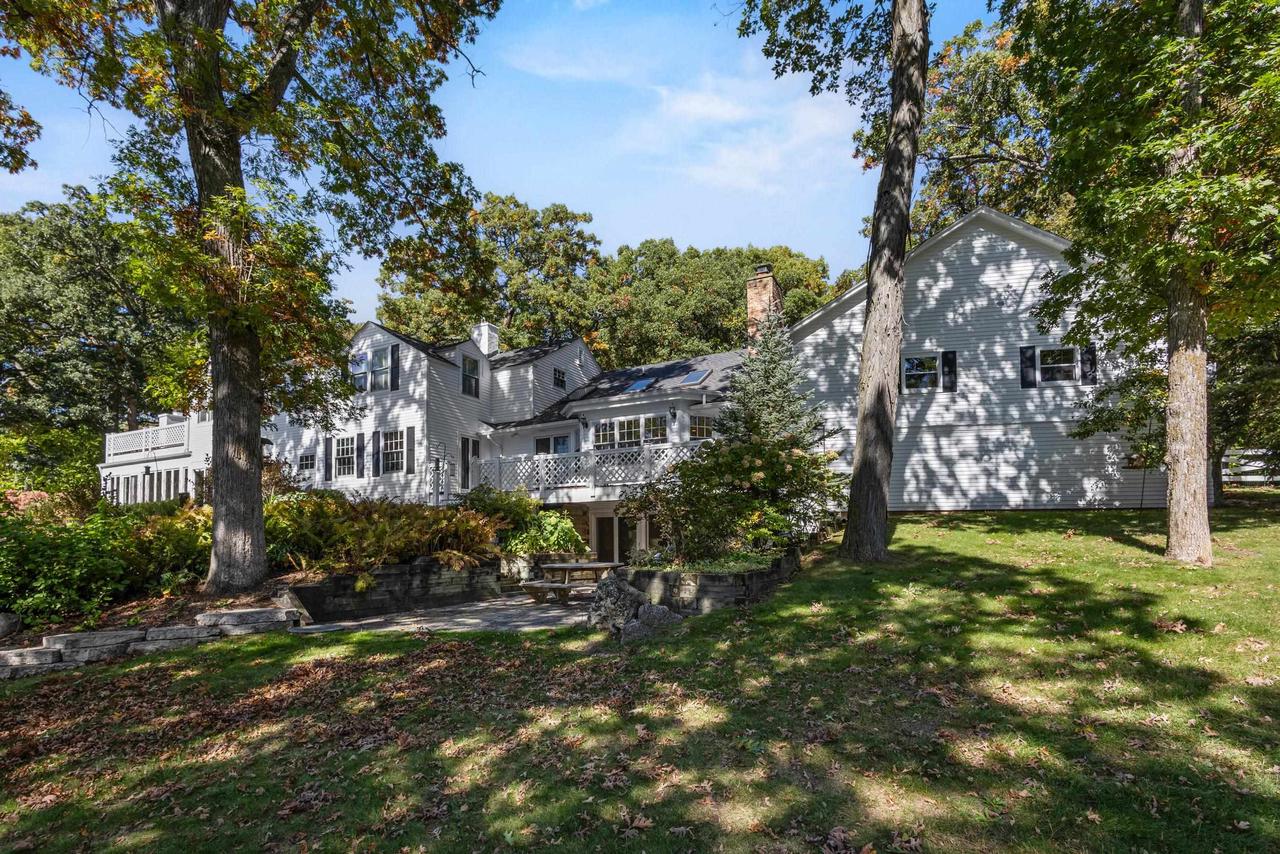W2133 Irving Park Road