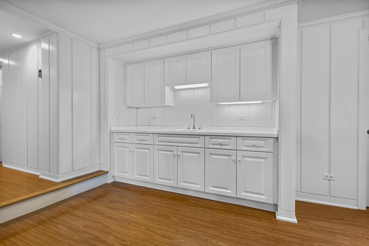 W2133 Irving Park Road