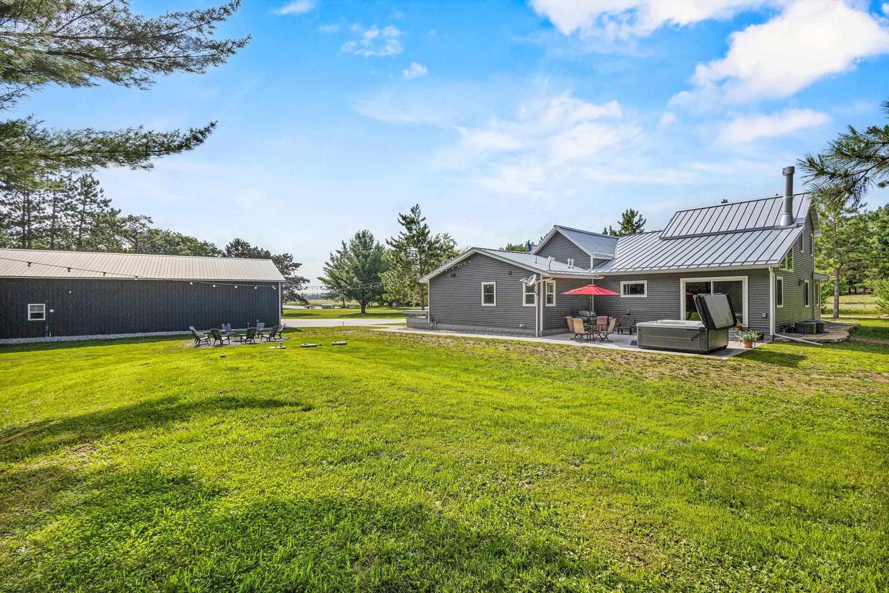 W6191 Lueck Lane
