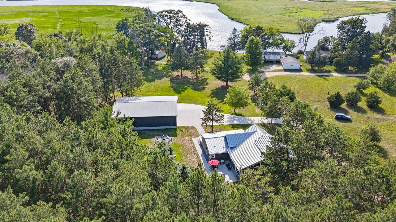 W6191 Lueck Lane