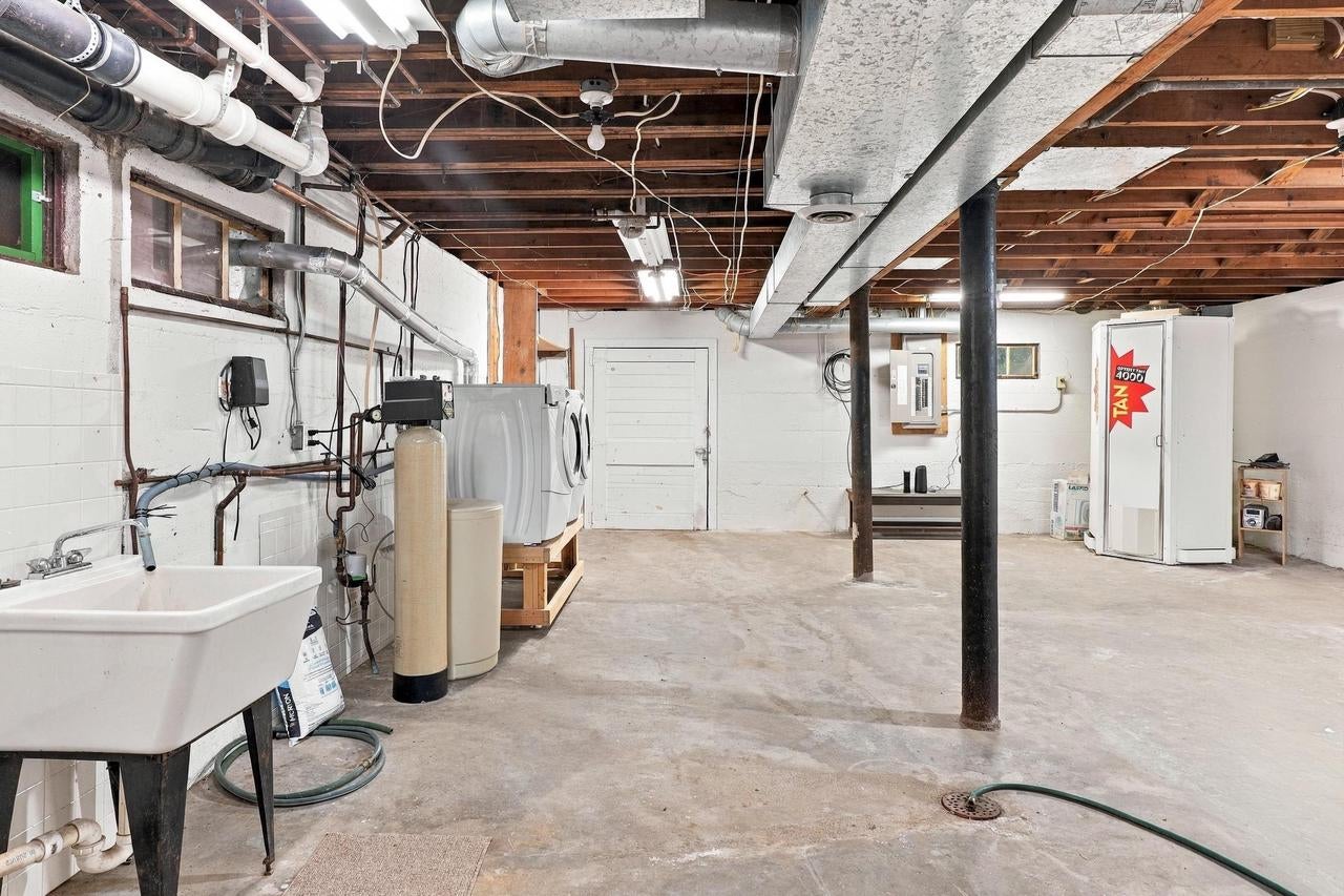 233 N 1st Street