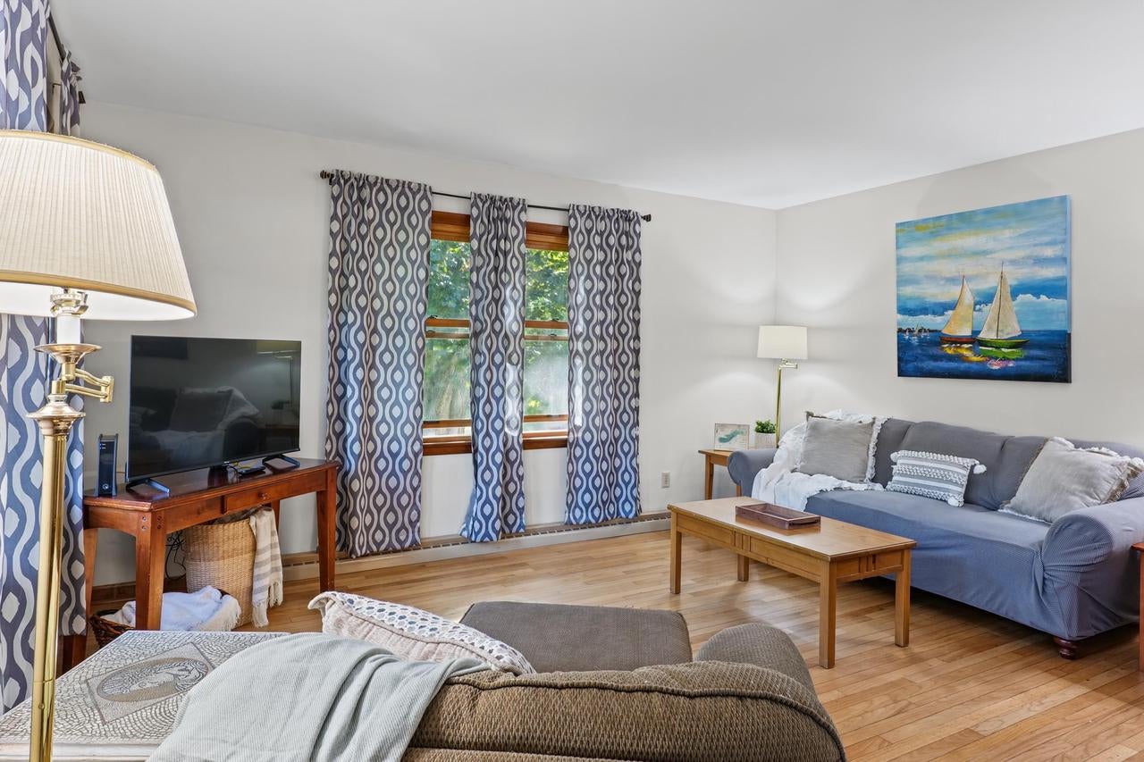 W1147 Lillian Street