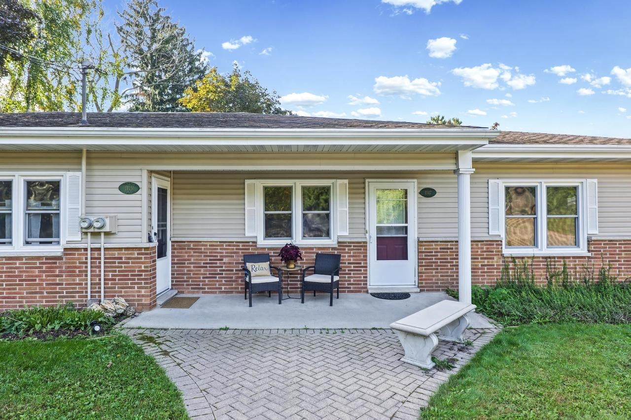 W1147 Lillian Street