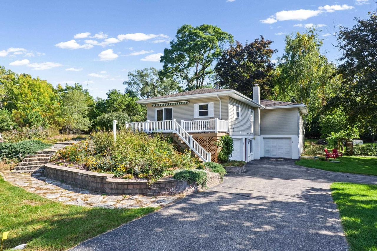 W1147 Lillian Street