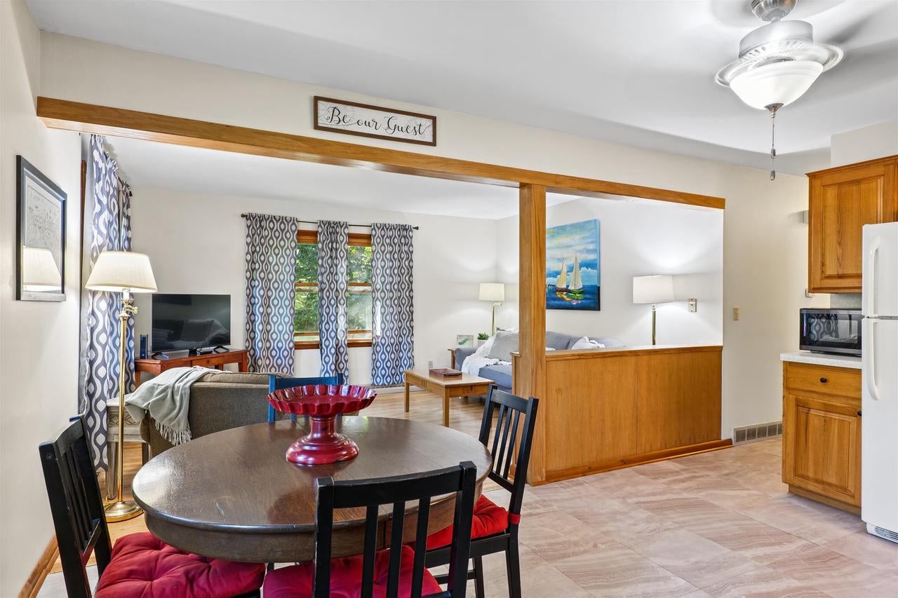 W1147 Lillian Street