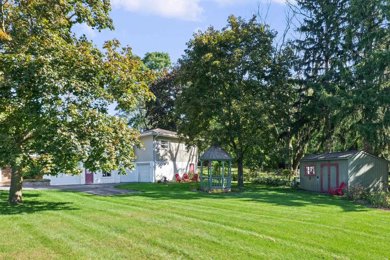 W1147 Lillian Street