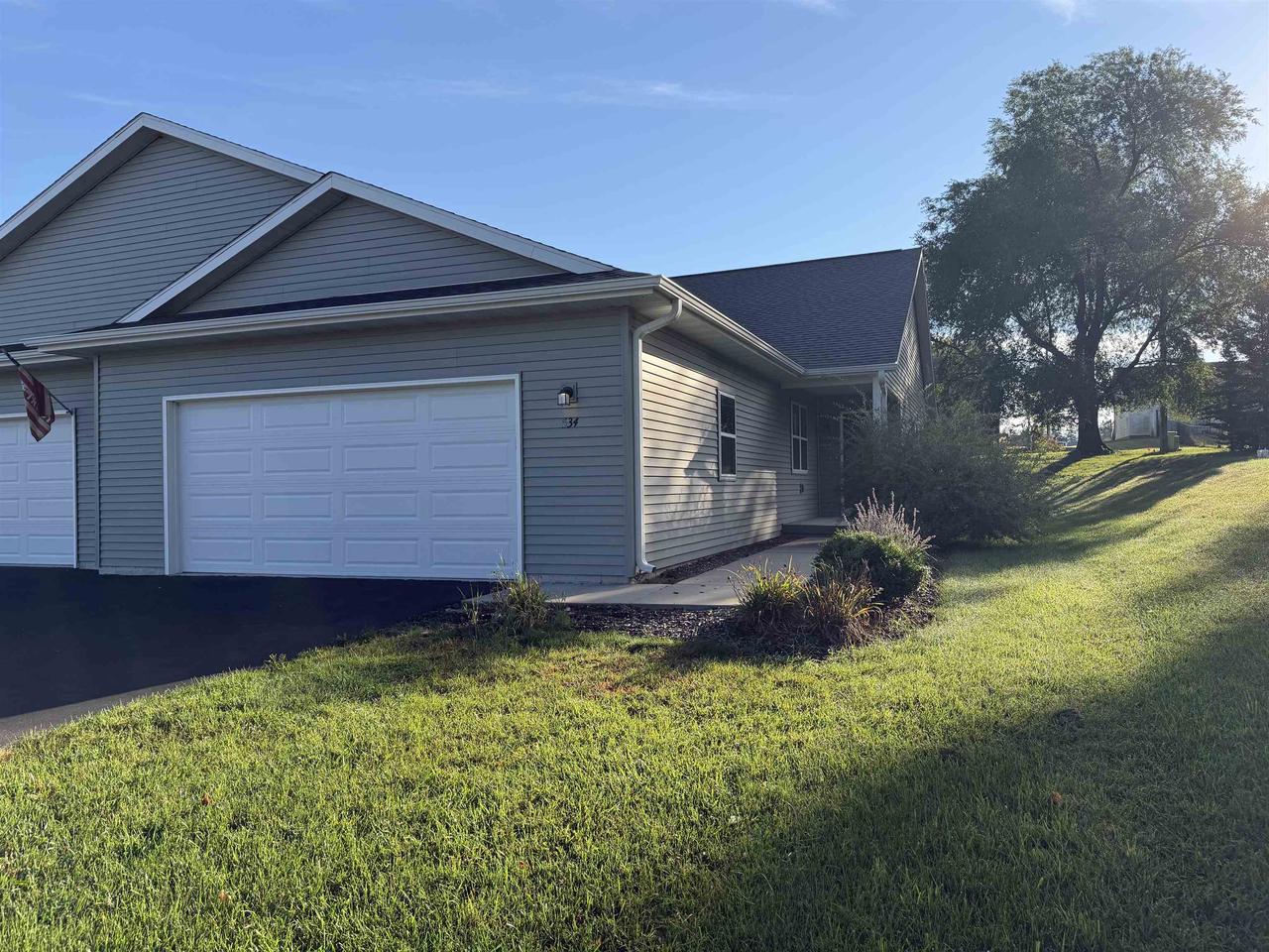 534 River Drive 3