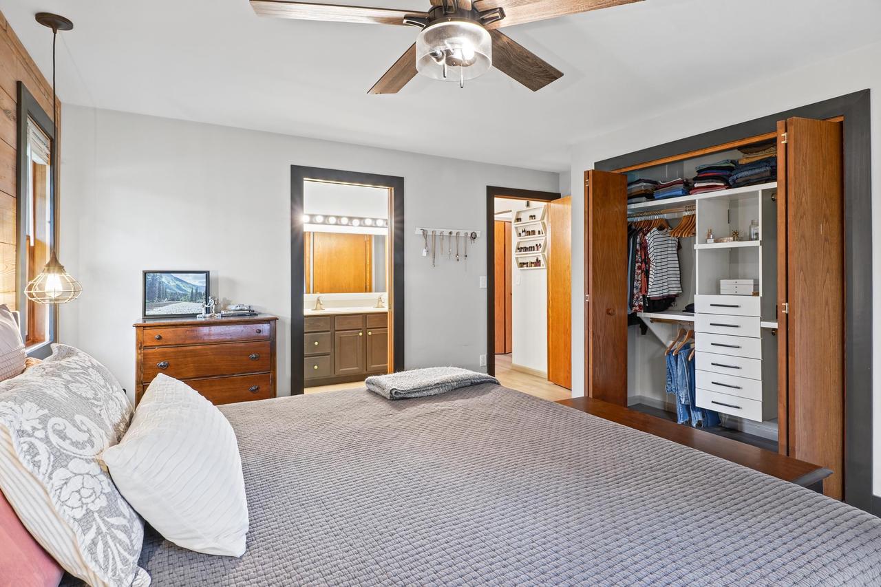 656 Hilltop Lane