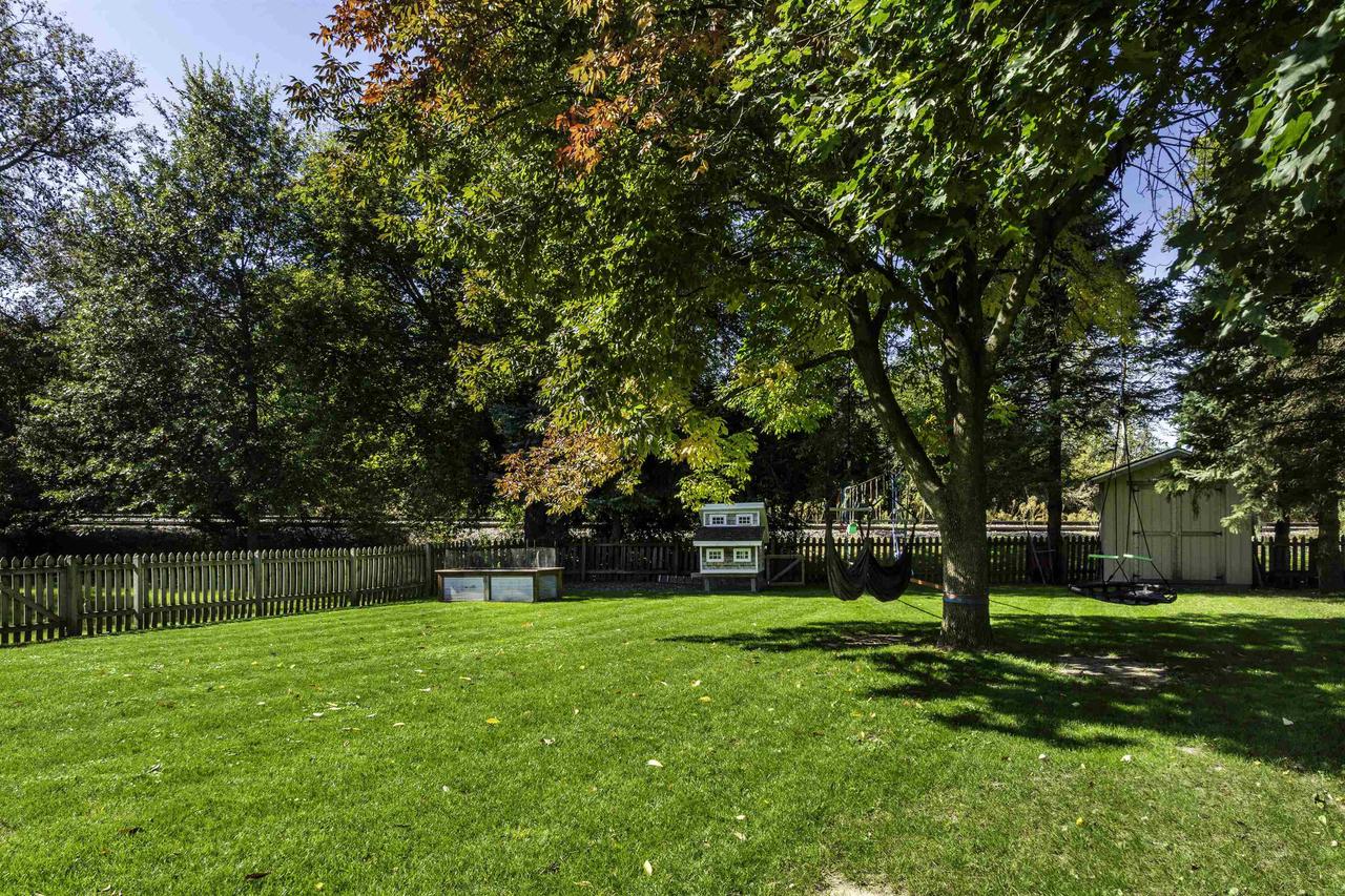 656 Hilltop Lane