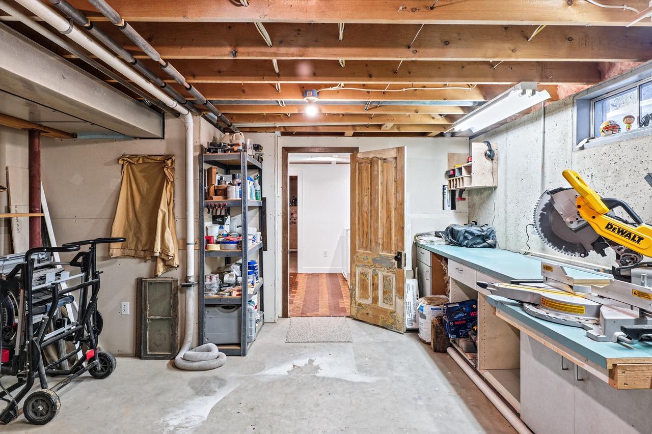 656 Hilltop Lane