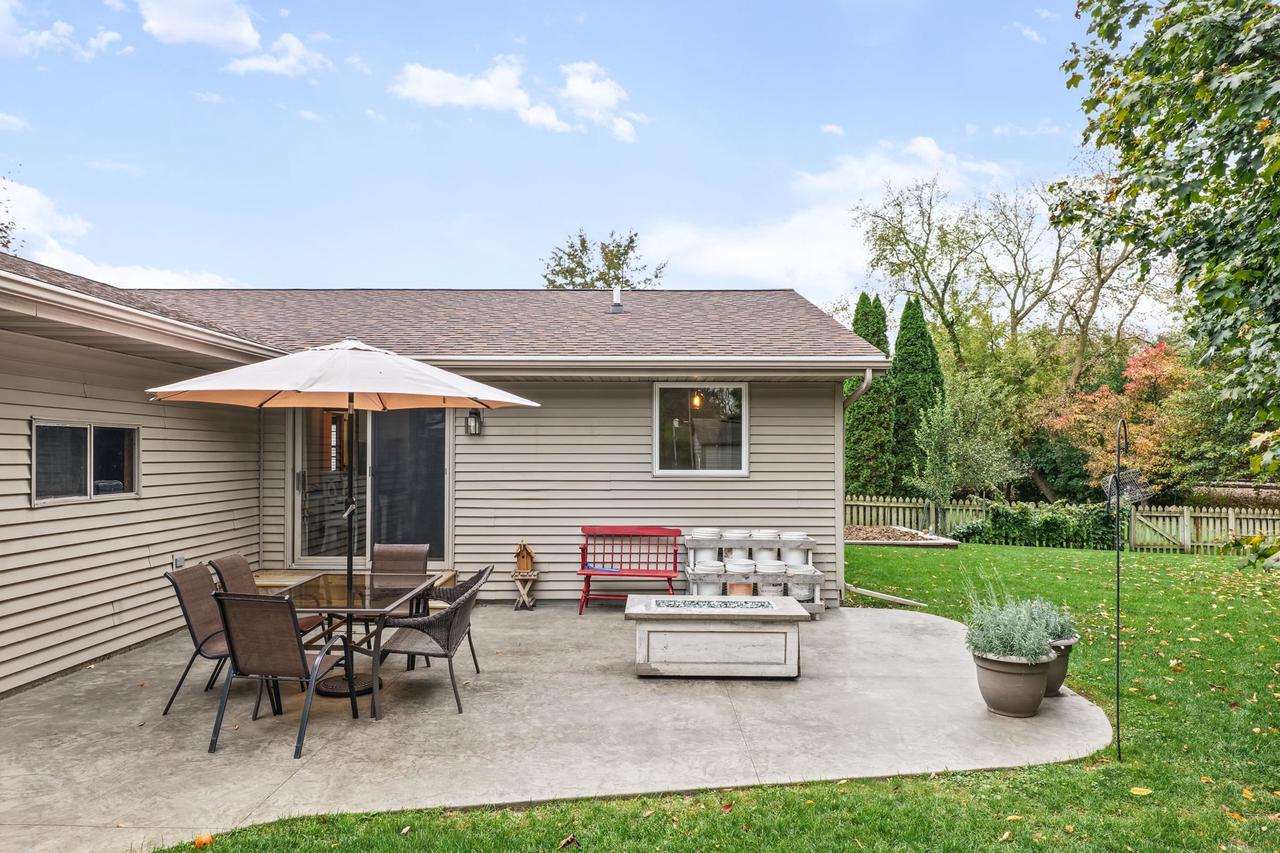 656 Hilltop Lane