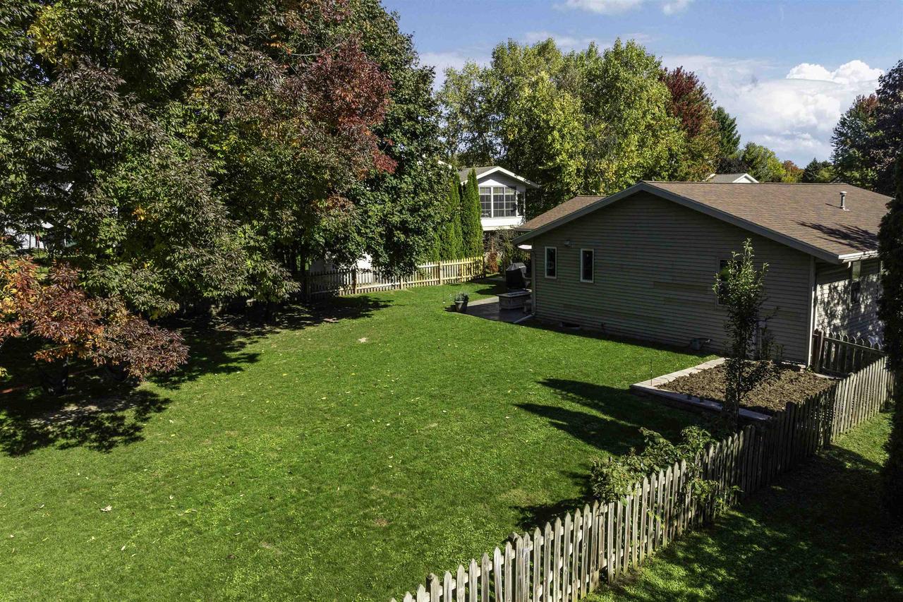 656 Hilltop Lane