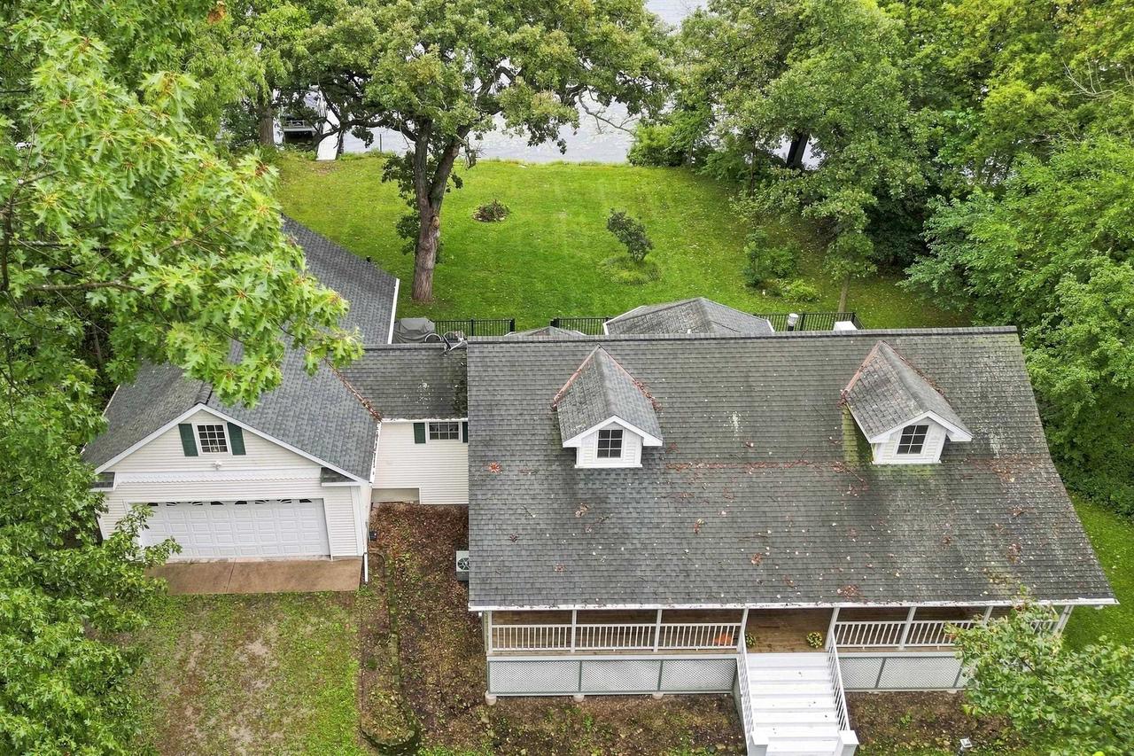 W11492 Lake Drive