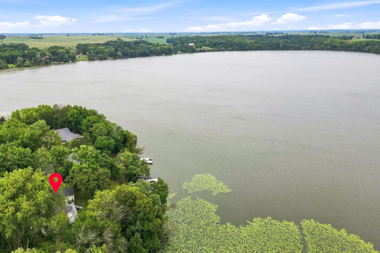 W11492 Lake Drive