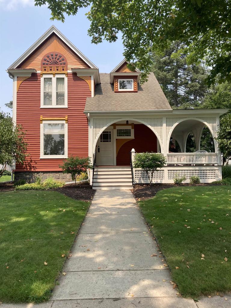 199 E Park Avenue
