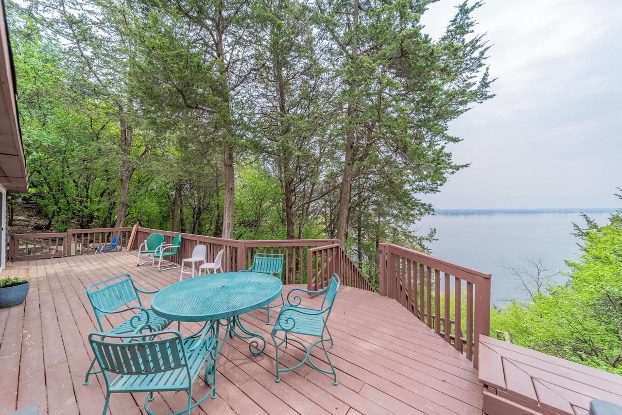 W3073 ORCHARD AVENUE