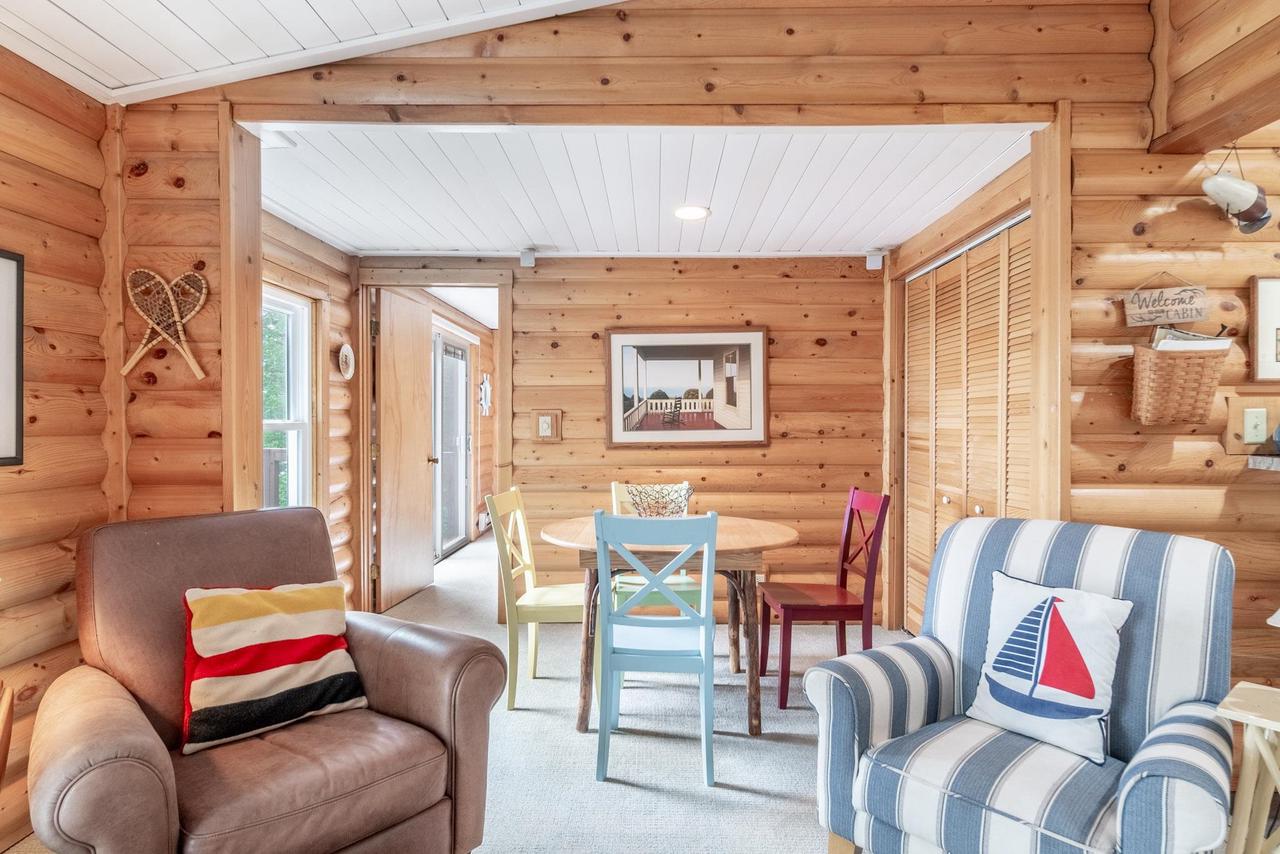 W3073 ORCHARD AVENUE