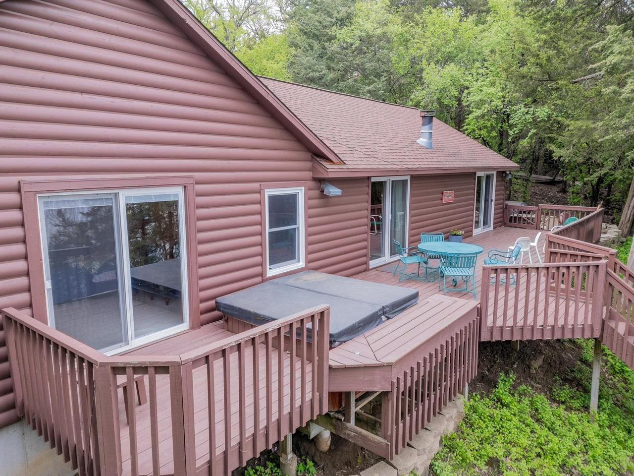 W3073 ORCHARD AVENUE