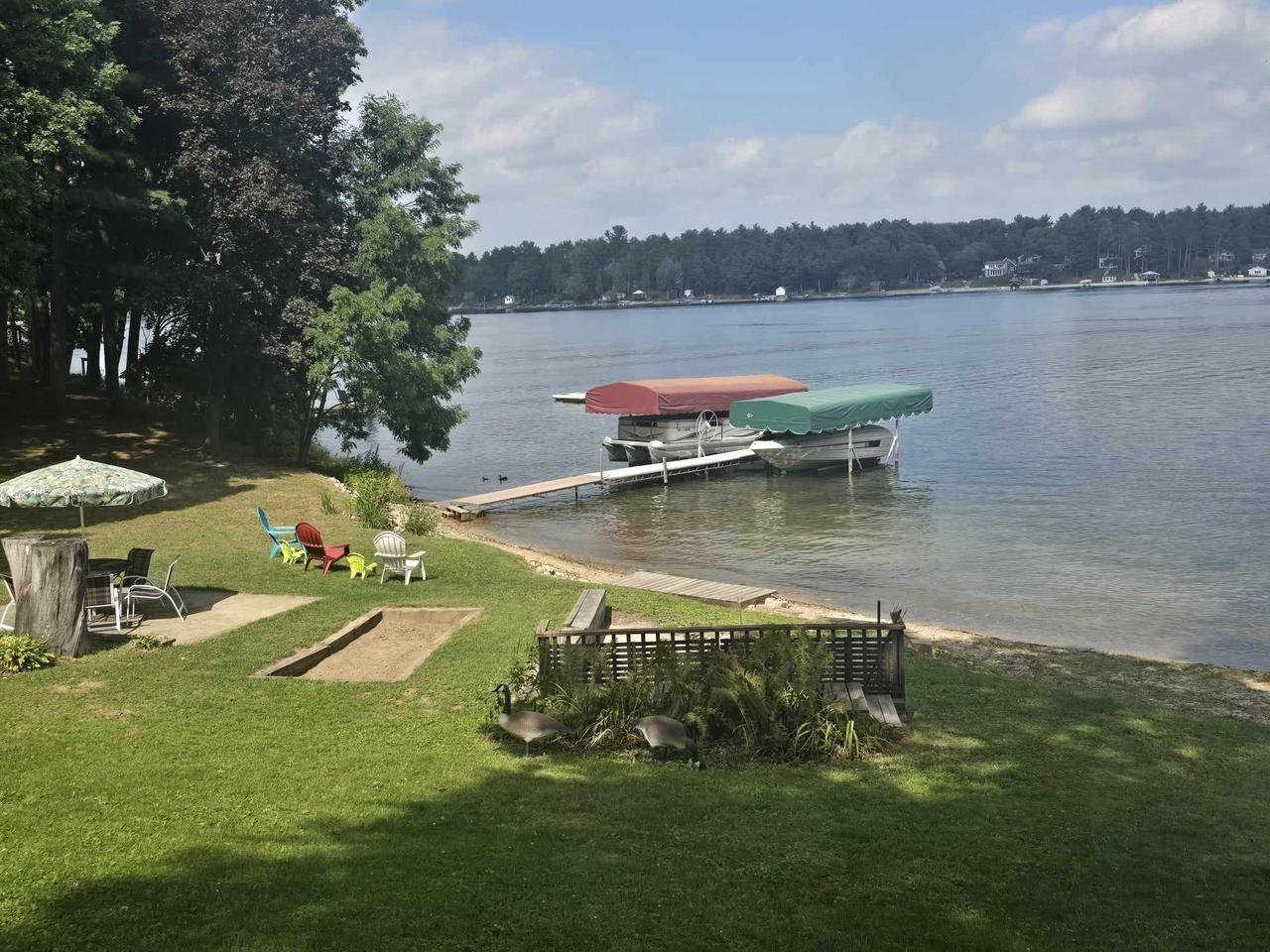 W6924 South SILVER LAKE ROAD