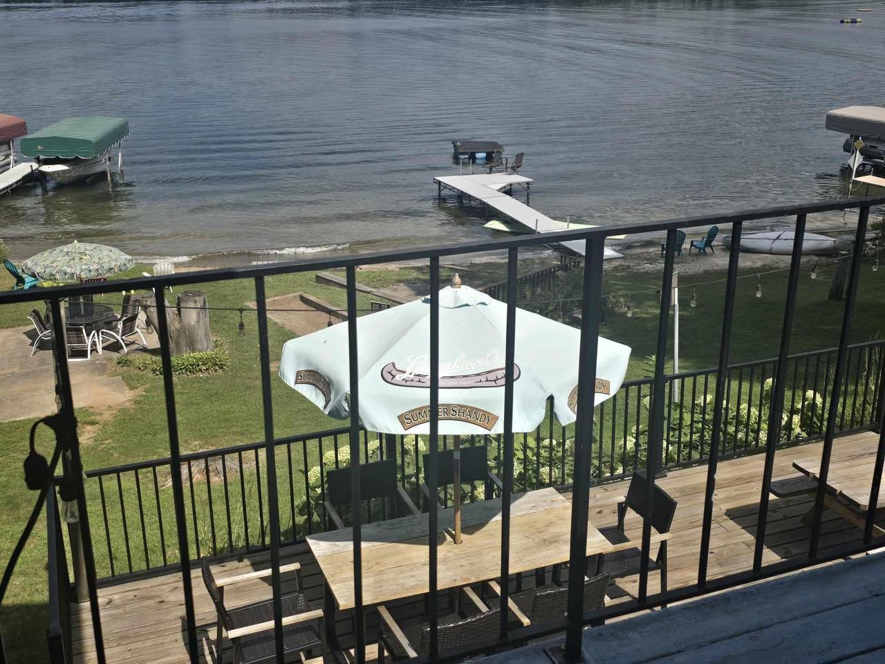 W6924 South SILVER LAKE ROAD