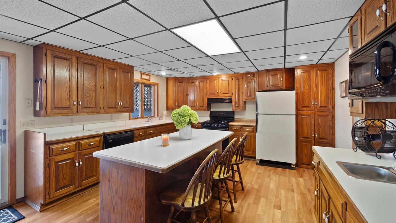 W6924 South SILVER LAKE ROAD