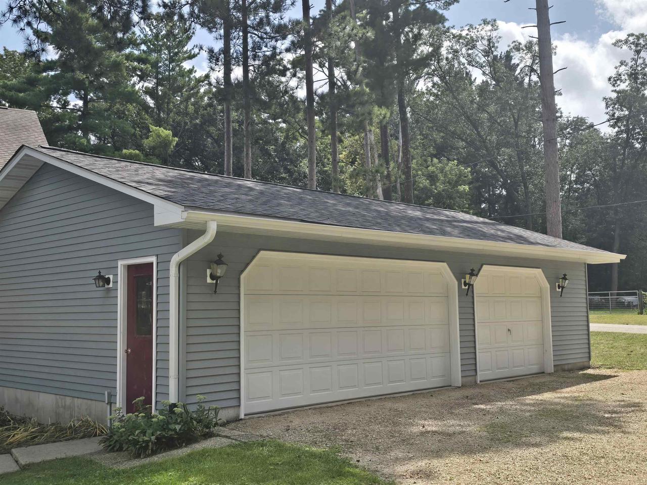 W6924 South SILVER LAKE ROAD