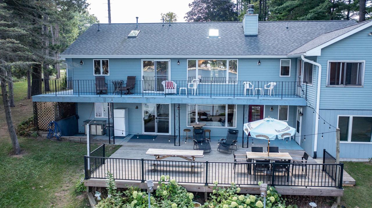 W6924 South SILVER LAKE ROAD