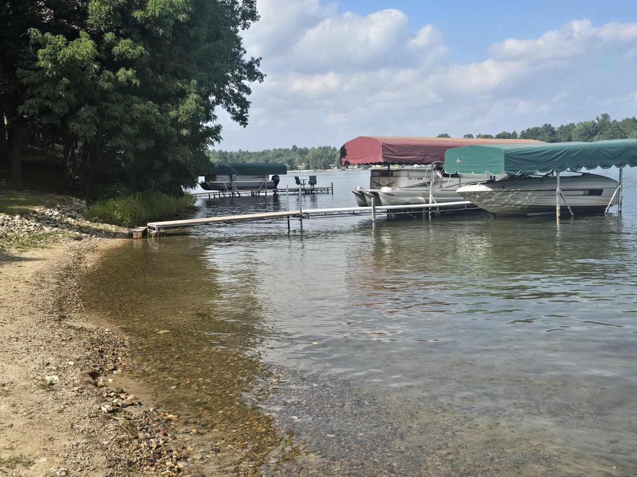 W6924 South SILVER LAKE ROAD