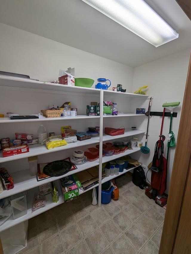 1389 West SOUTH PARK AVENUE