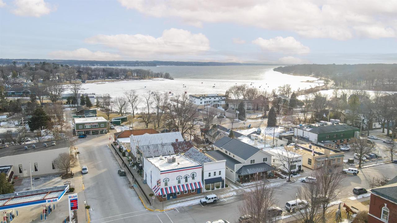 615 North LAWSON DRIVE