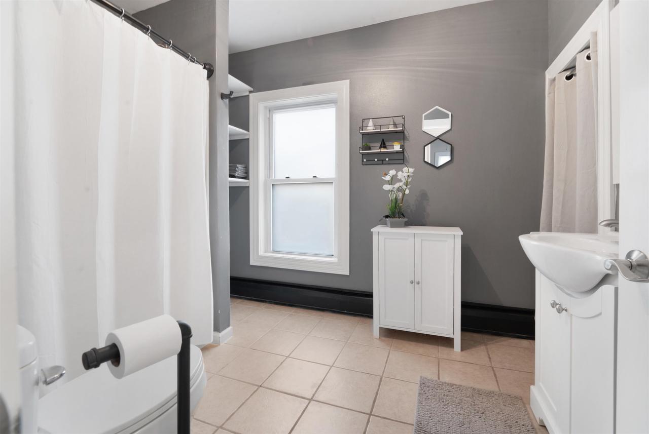 615 North LAWSON DRIVE