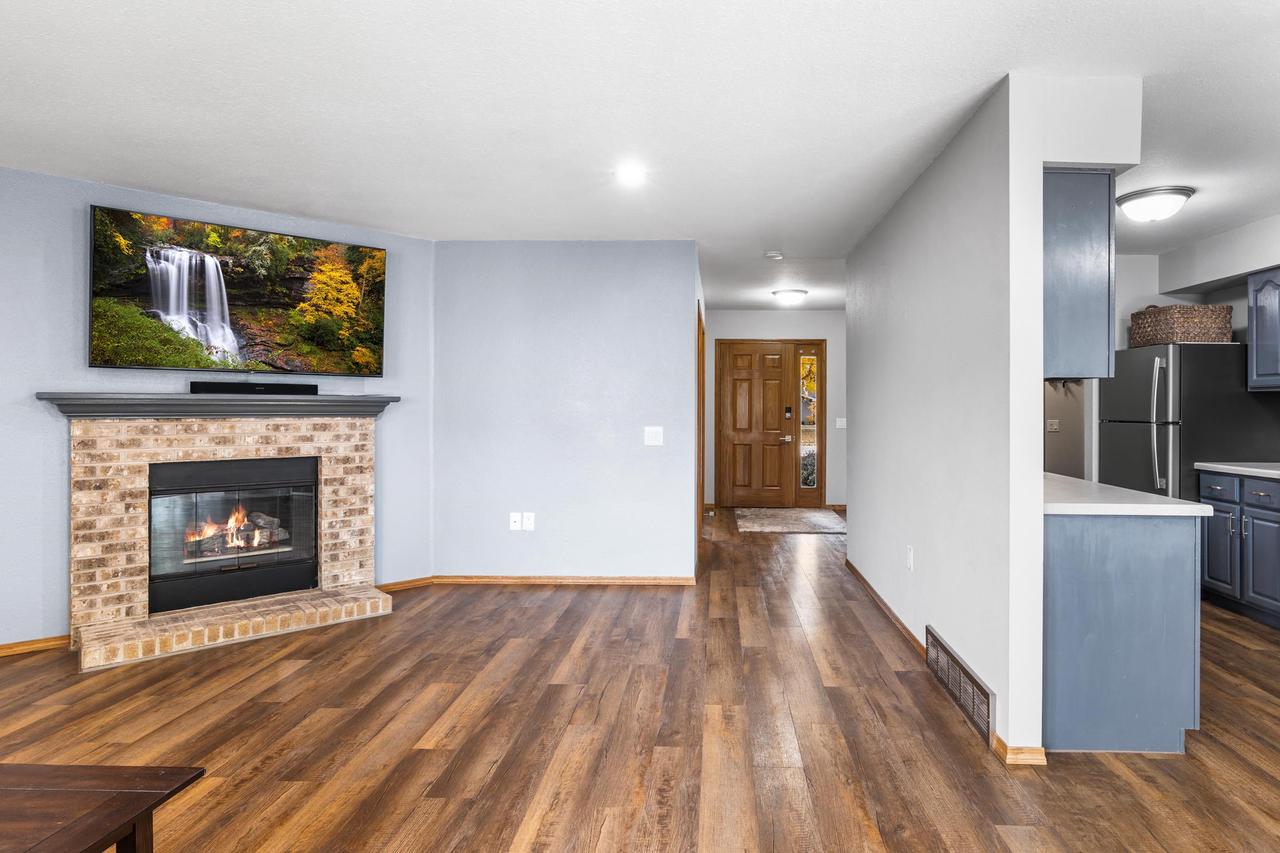 1568 South OAKWOOD ROAD