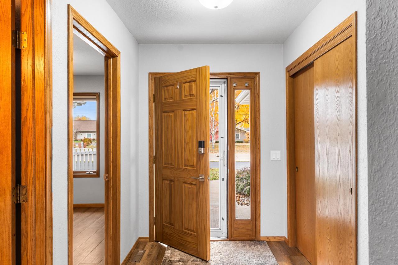 1568 South OAKWOOD ROAD