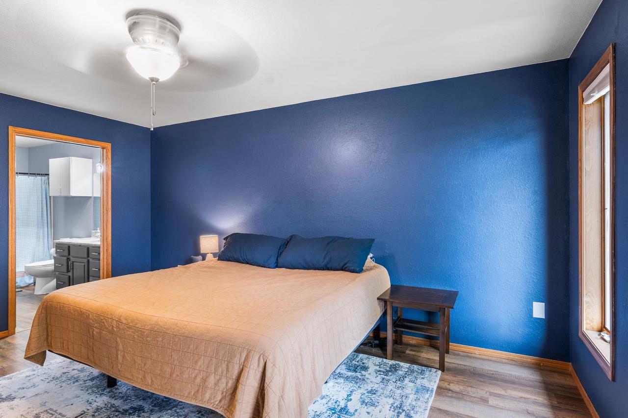 1568 South OAKWOOD ROAD