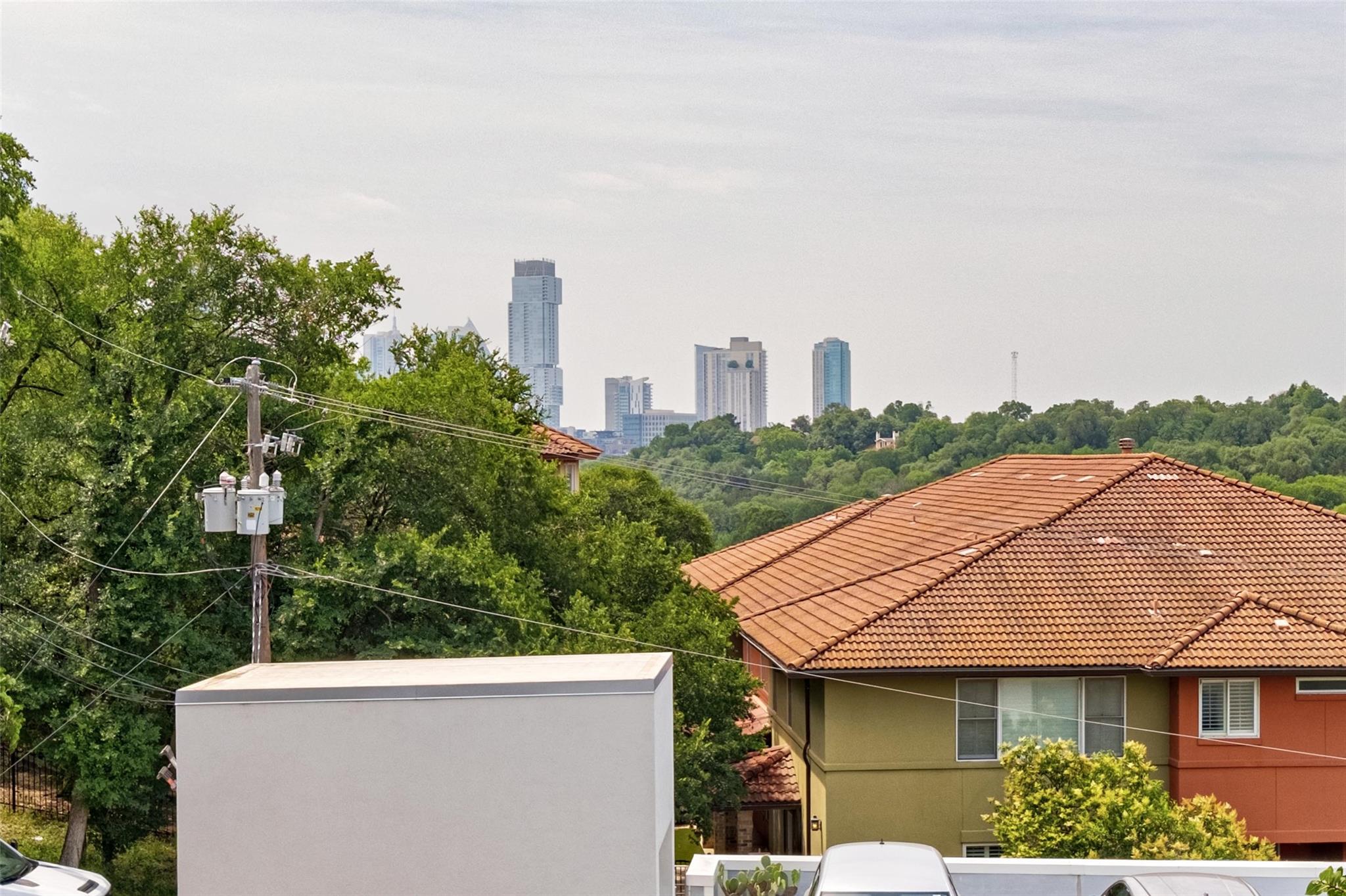 2205 N Lamar BLVD # 113